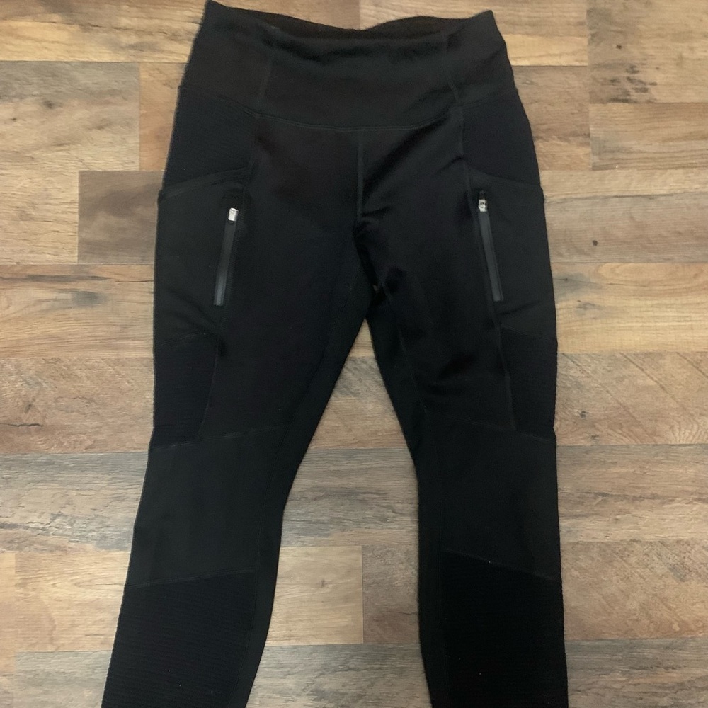 BRAND NEW ATHLETA LEGGINGS